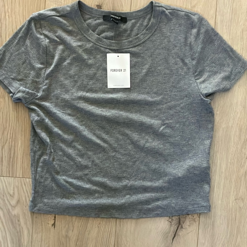 Short sleeve shirt